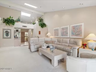Photo #2: 6480559 Listing