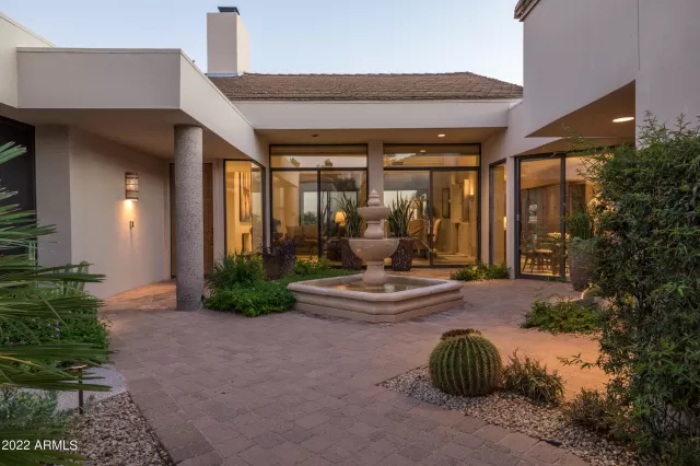 MLS: 6480625 Condo For Sale