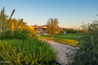 Photo #1: 6480625 Listing 