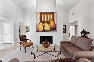 Photo #6: 6480625 Listing 