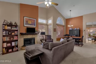 Photo #6: 6480751 Listing