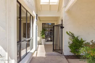 Photo #2: 6480801 Listing