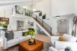 Photo #6: 6480801 Listing