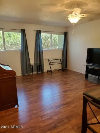 Photo #4: 6481193 Listing 