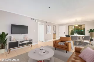 Photo #1: 6481222 Listing 