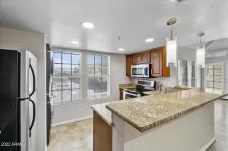 Photo #4: 6481325 Listing 