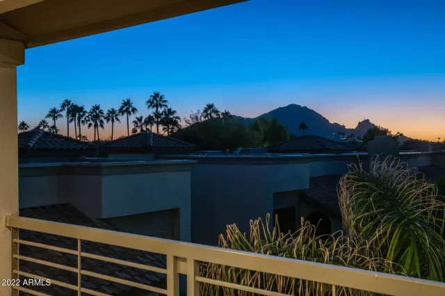 MLS: 6481444 Condo For Sale