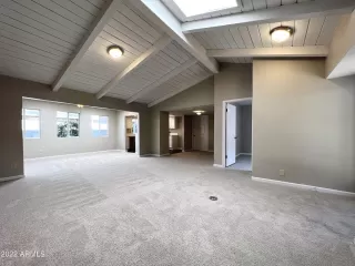 Photo #4: 6481461 Listing 