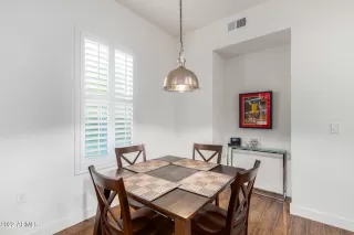 Photo #6: 6481528 Listing