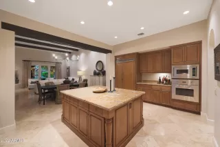 Photo #5: 6481591 Listing 