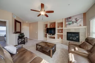 Photo #5: 6481612 Listing 