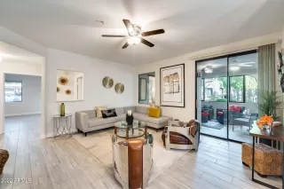 Photo #2: 6481853 Listing 