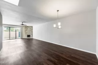 Photo #6: 6482323 Listing 