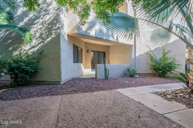 MLS: 6482365 Condo For Sale