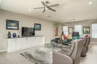 Photo #4: 6482467 Listing