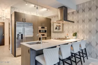 Photo #5: 6482594 Listing