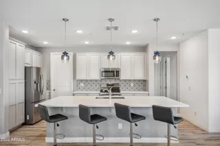 Photo #1: 6482633 Listing