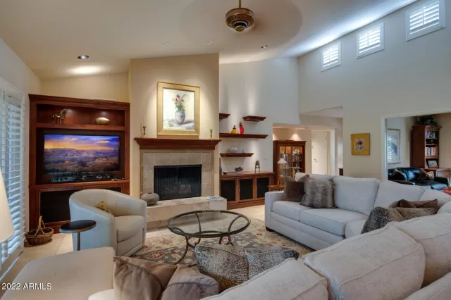 MLS: 6482654 Condo For Sale