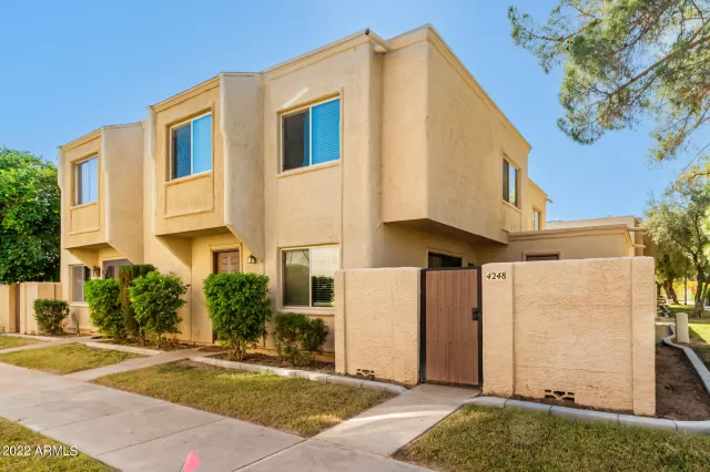 MLS: 6482790 Condo For Sale