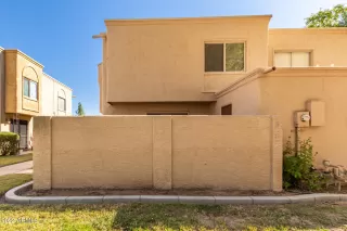 Photo #4: 6482790 Listing 