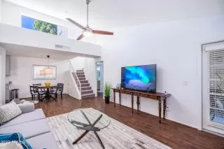 Photo #4: 6482887 Listing