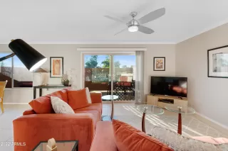 Photo #3: 6482923 Listing 