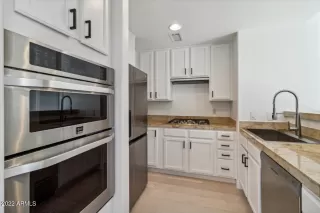 Photo #2: 6483111 Listing