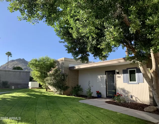 MLS: 6483220 Condo For Sale