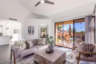 Photo #4: 6483269 Listing