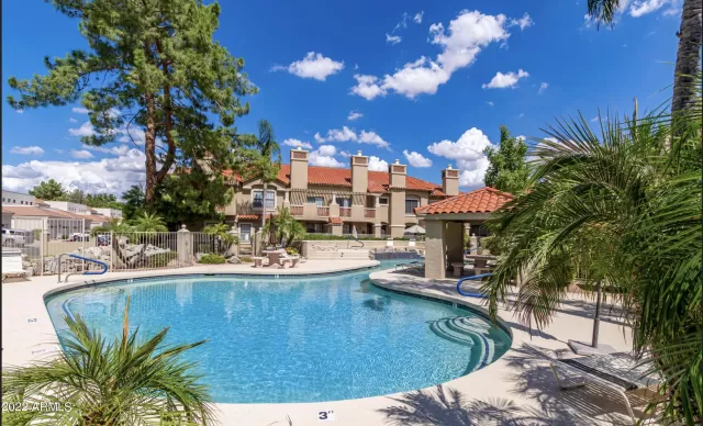 MLS: 6483303 Condo For Sale