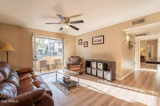 Photo #2: 6483366 Listing