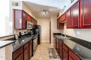 Photo #4: 6483366 Listing