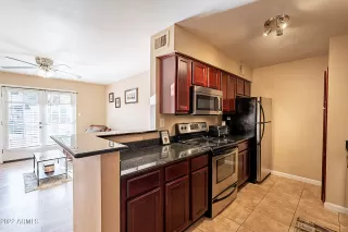 Photo #6: 6483366 Listing