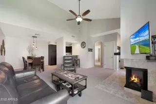 Photo #4: 6483370 Listing