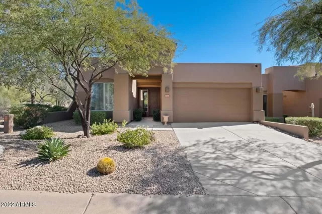 MLS: 6483766 Condo For Sale