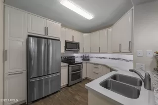 Photo #4: 6483918 Listing 