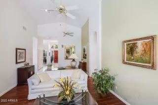 Photo #2: 6484016 Listing