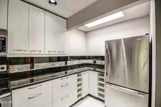 Photo #1: 6484199 Listing