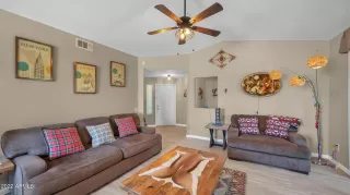 Photo #2: 6484525 Listing 