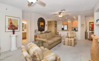 Photo #3: 6484914 Listing