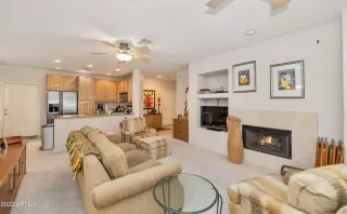 Photo #5: 6484914 Listing