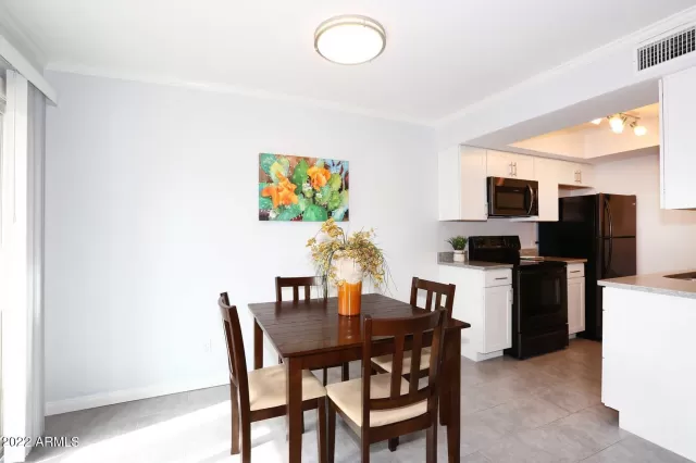 MLS: 6485153 Condo For Sale