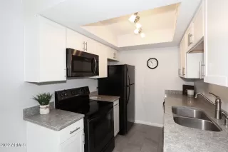 Photo #1: 6485153 Listing 