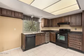 Photo #5: 6485264 Listing 