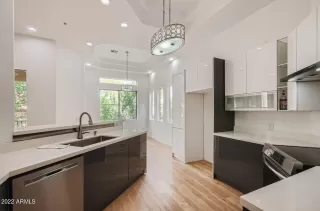 Photo #1: 6485308 Listing