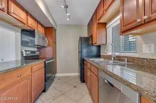 Photo #5: 6485399 Listing 