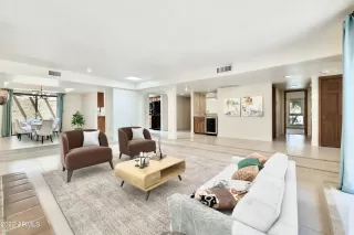 Photo #2: 6485580 Listing