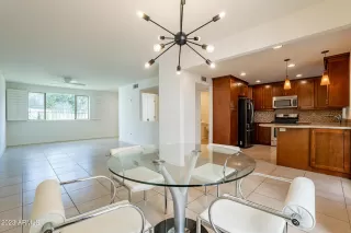 Photo #5: 6485588 Listing 