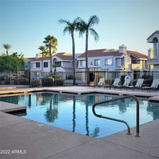 Photo #6: 6485598 Listing