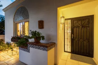 Photo #2: 6485982 Listing